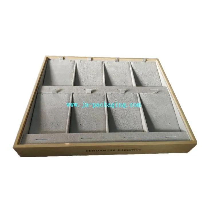 Privjesak i naušnice drveni pladanj